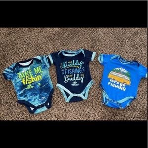 0-3 Month Mossy Oak Onesies